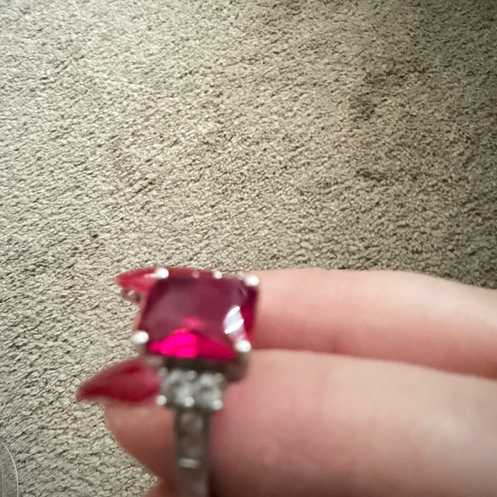 Elegant Silver and Red Gemstone Ring